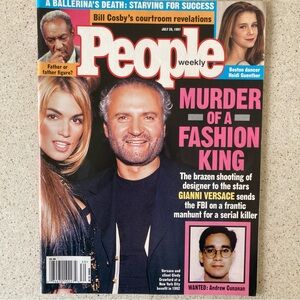 GIANNI VERSACE & Reneé O'Connor People Magazine July 28 1997 - No Address Label